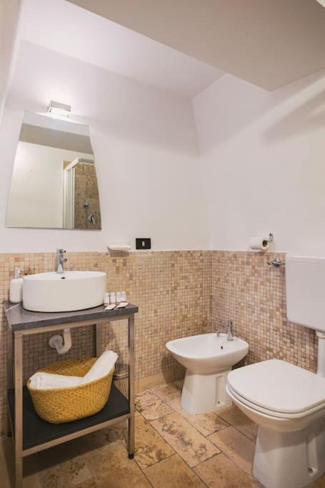 Trani -Suite ❉Marmor - Elegante Casa Storica ❉ 외부 사진