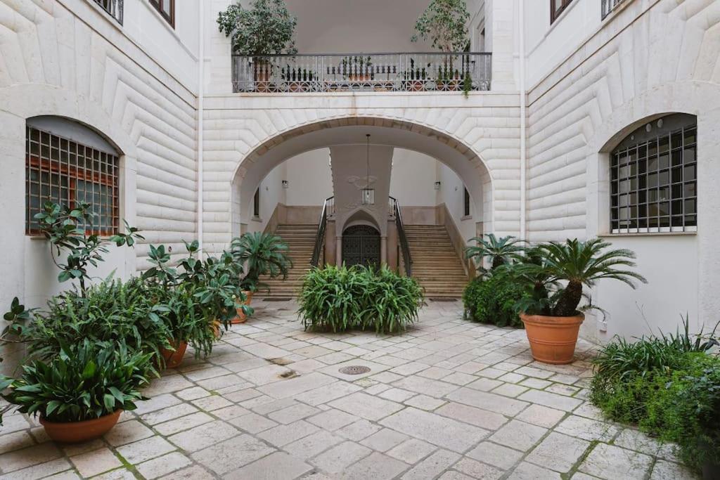 Trani -Suite ❉Marmor - Elegante Casa Storica ❉ 외부 사진